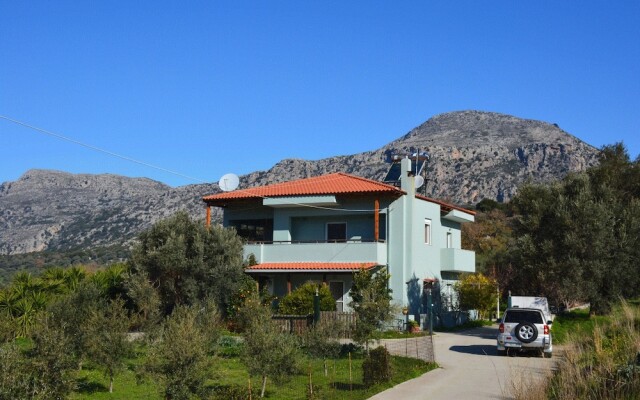 South House in Spili