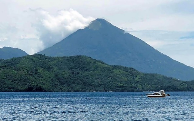 Dragon Palace Hotel by Amazing