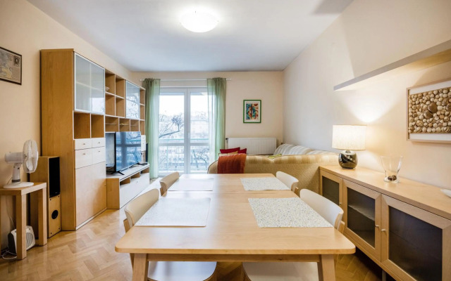 Minded Manor Apartment