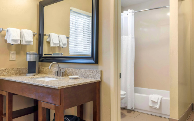 Best Western Plus Beach View Lodge Carlsbad
