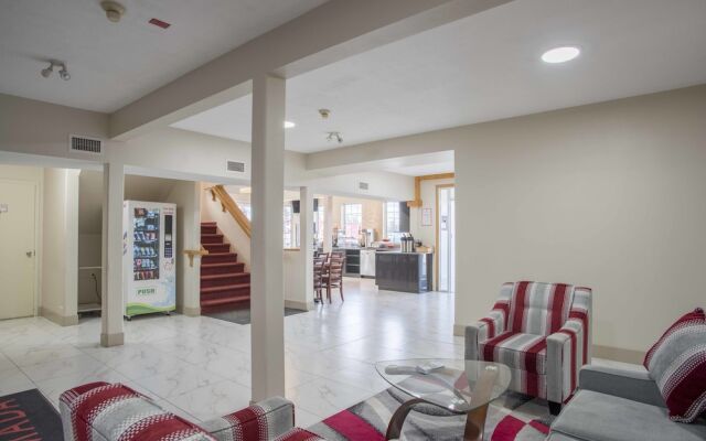 Ramada Limited 100 Mile House