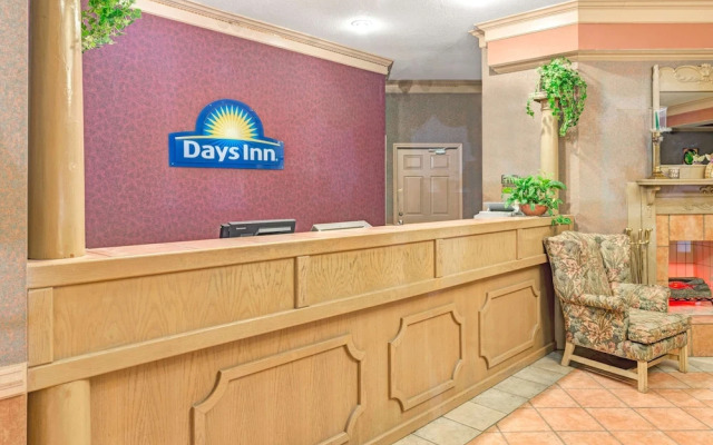 Days Inn & Suites Osceola AR
