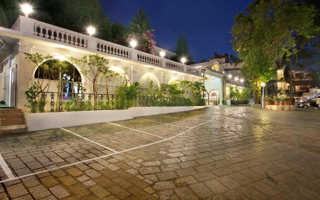 hotelImage