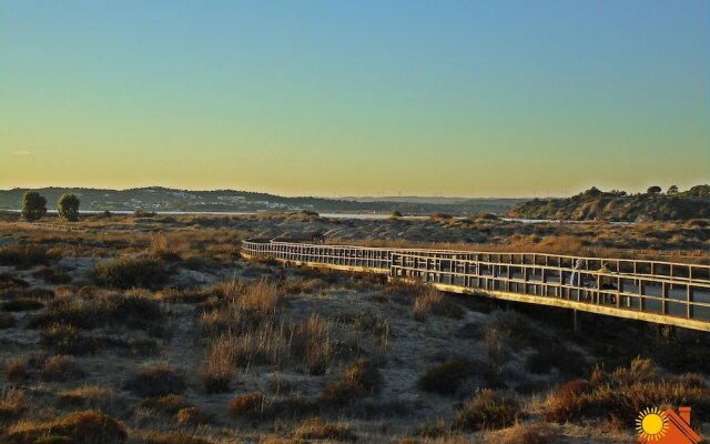 Alvor Studio Apartment Amoreira Mar by Holiferias