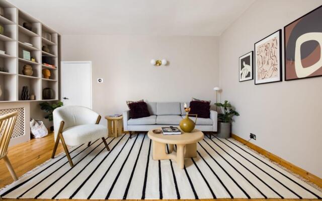 The Finsbury Park Arms - Elegant 2BDR Flat with Garden