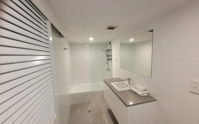 Surfers Chalet