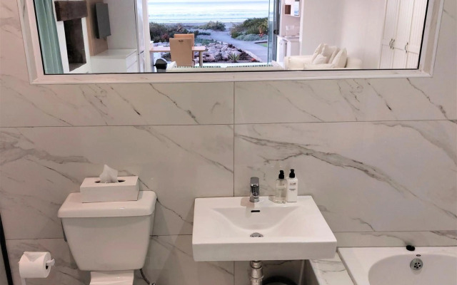 Penthouse - Soli Deo Gloria - Pearl Studio Apartments