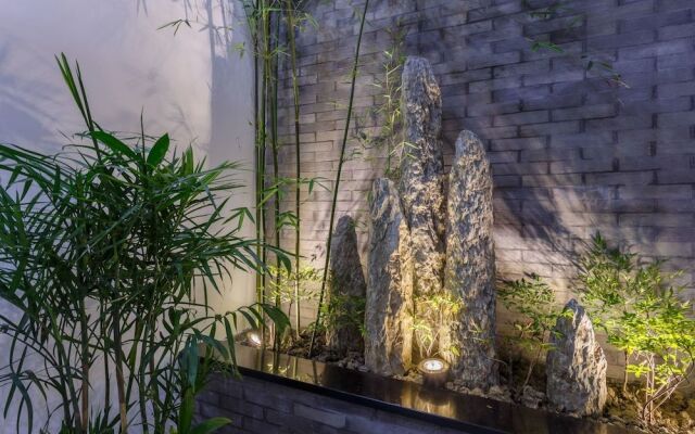 Wuzhen Hundred paces Boutique Hotel