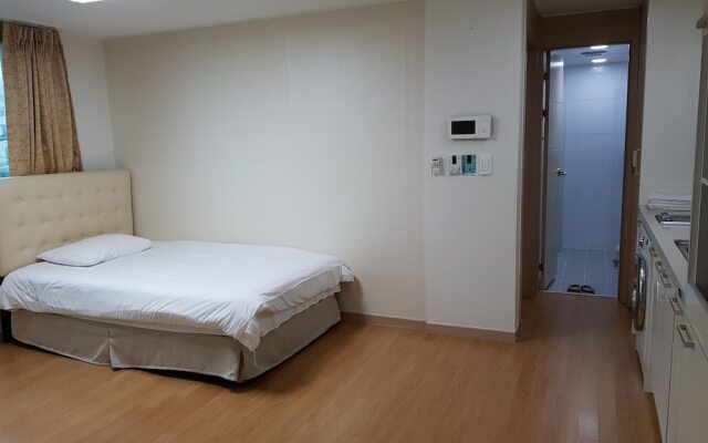 Residence Yegreen House