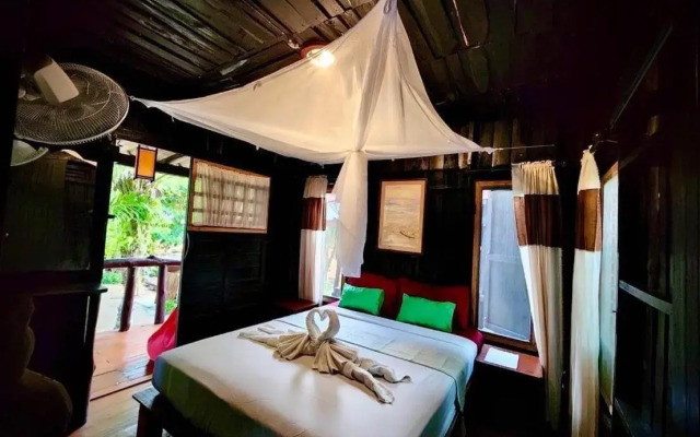 Leaf House Bungalow (SHA Plus+)