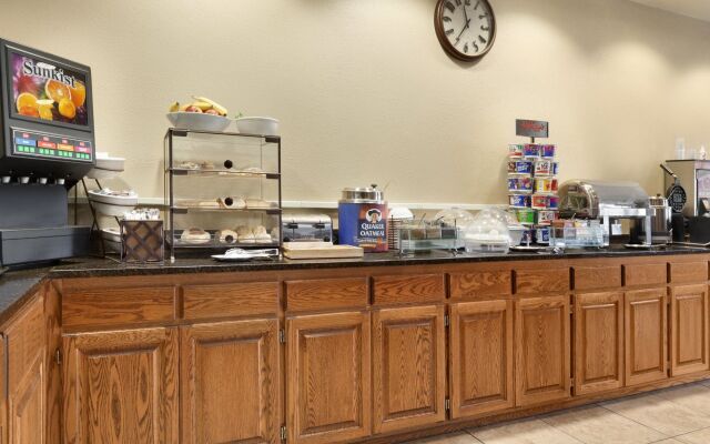 Country Inn and Suites Billings