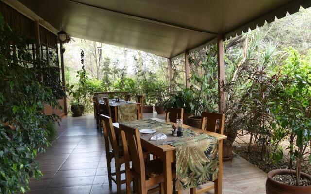 iKWETA Safari Camp