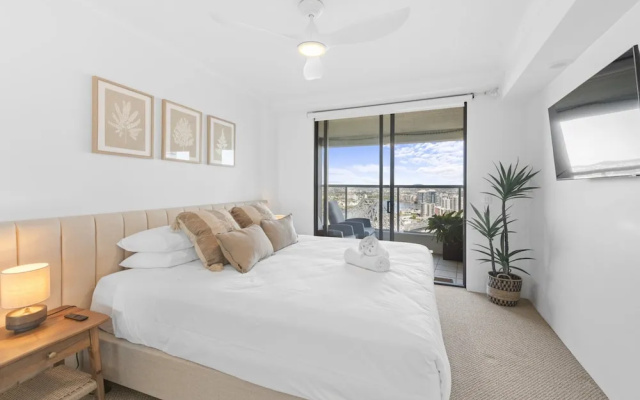 Stylish Brisbane City Stay With Bbq, Pool & Gym – Guest Rooms – Brisbane
