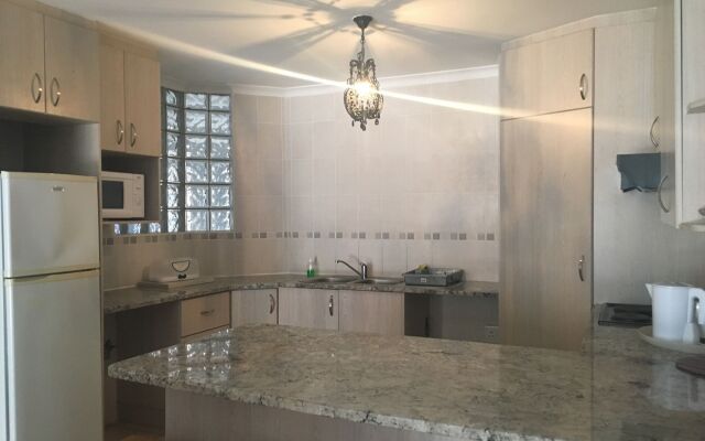 Mentors Country Estate