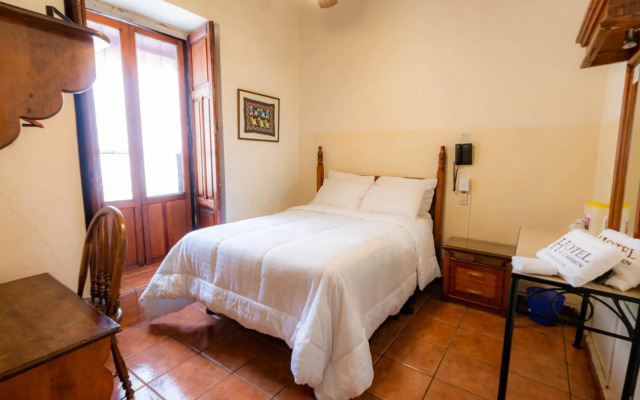 Hotel El Carmen - Morelia