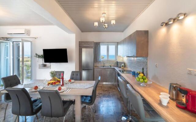 Beachfront Suite