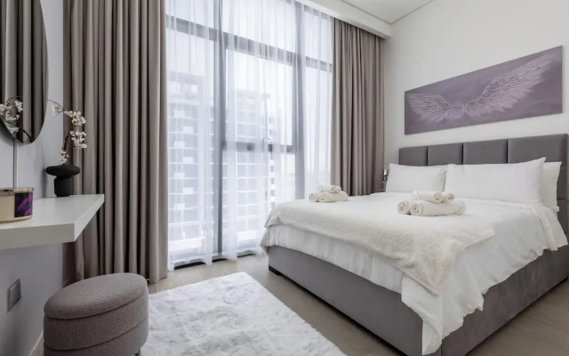 Waves - Azizi Riviera 24: Modern 1 Bedroom Apartment