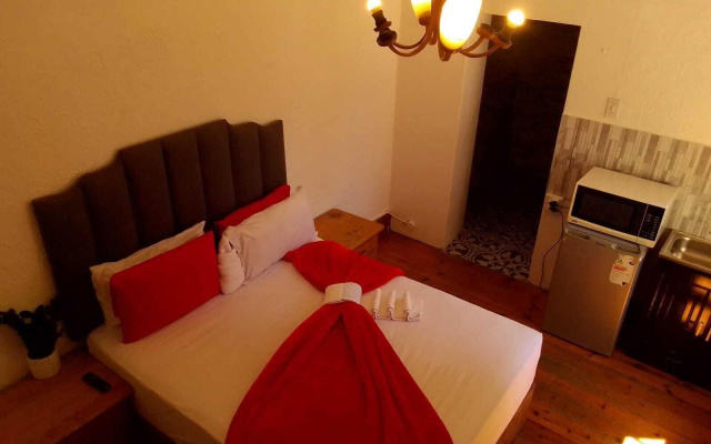 Neo & ruks Lodge Goowood