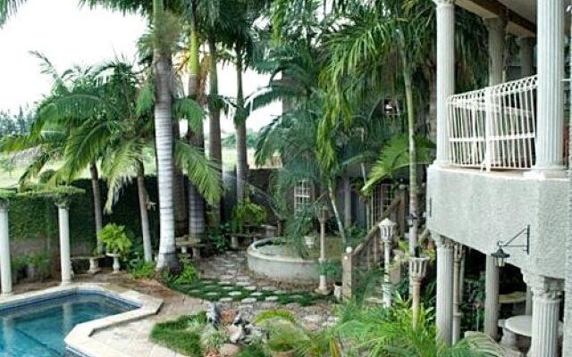Belvedere on River Guest House
