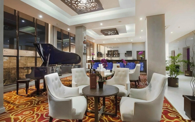 Padjadjaran Suites Resort & Convention