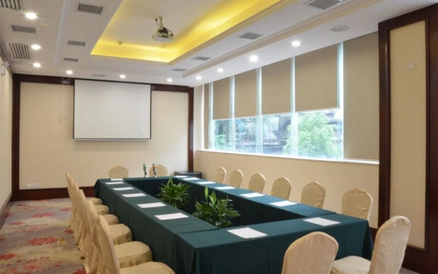 Tongfa Heyi Hotel