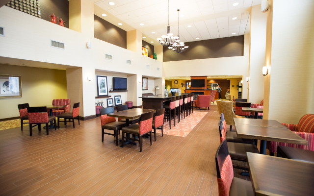 Hampton Inn & Suites Blairsville