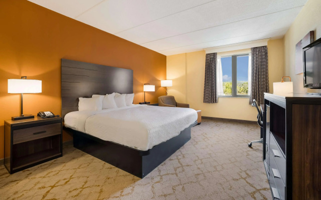 Best Western Grand Victorian Inn