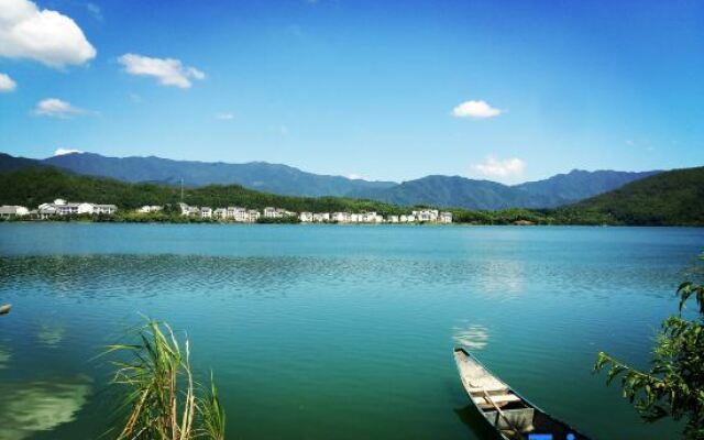 yi xian hong cun Yue han bo Inn