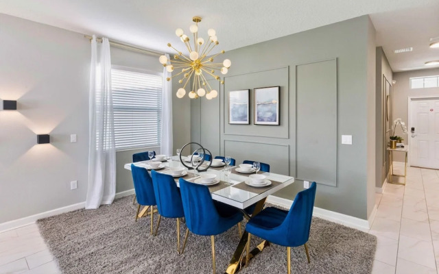 4737 Kings Castle Circle