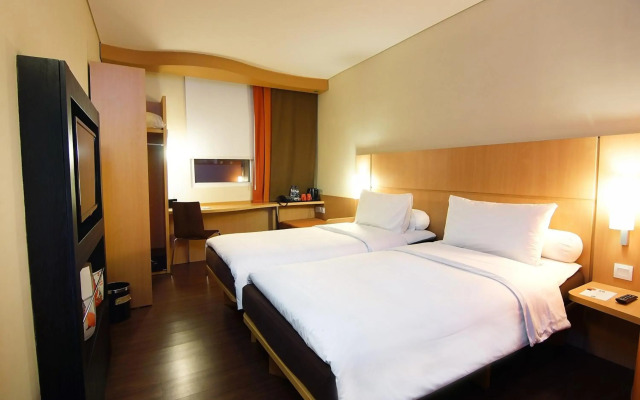 ibis Surabaya City Center