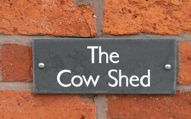 The Cow Shed, Modern Barn Conversion, Kenilworth