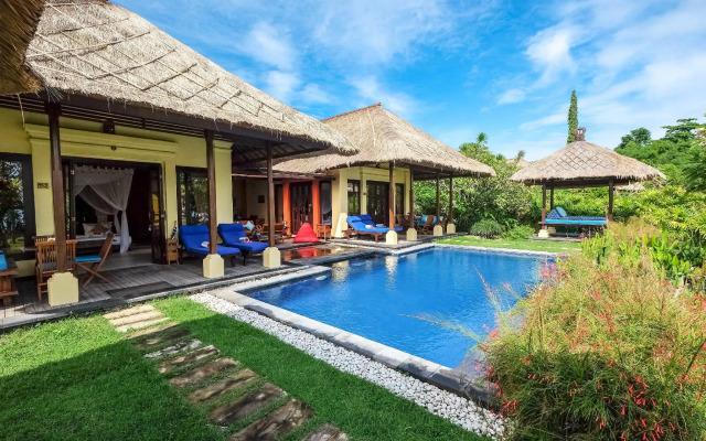 Amertha Bali Villas Beach Front Resort and Spa
