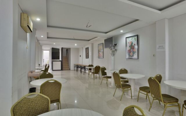 ZEN Rooms Basic Kelapa Dua Kebon Jeruk