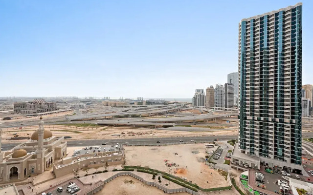 Icon 1 - 1702 2BR in Dubai