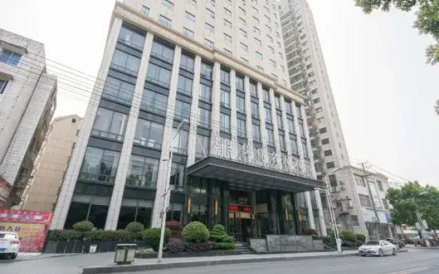 Celebrity Hotel