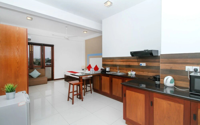 Oyo 387 Iddamal Apartments
