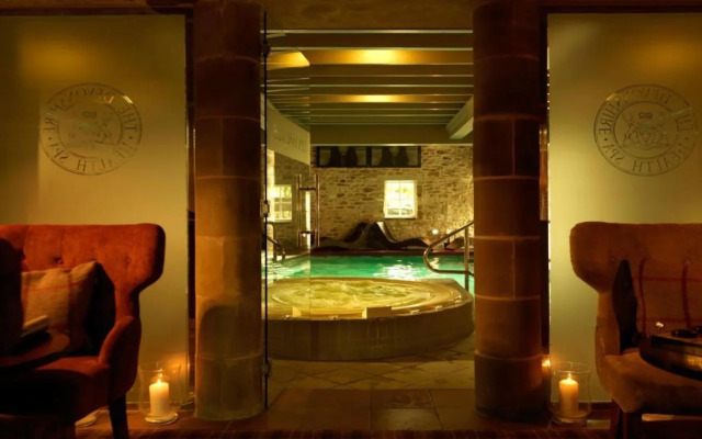 The Devonshire Arms Hotel