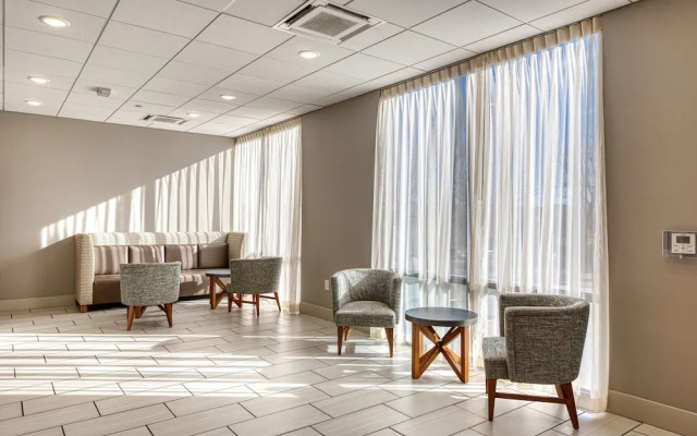 Holiday Inn Express & Suites Manitou Springs by IHG