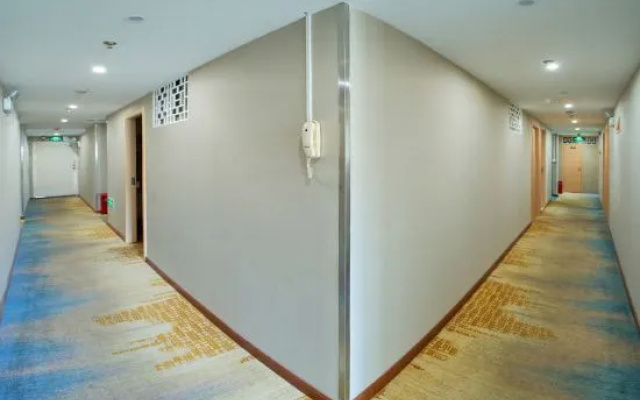 Yike qingshe Hotel (Shanghai Chest Hospital Hongqiao Road Subway Station Branch) – Hotel Rooms – Shanghai