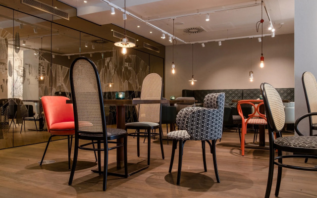 Motel One Linz - Hauptplatz