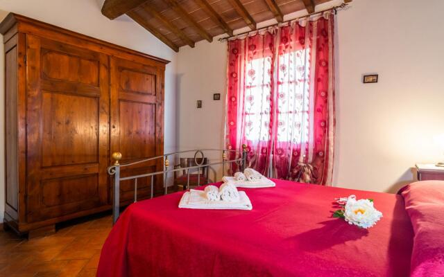 Agriturismo Tuscany With Panoramic Pool