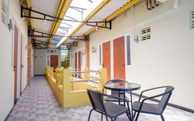 RedDoorz near Bandara Ahmad Yani Semarang