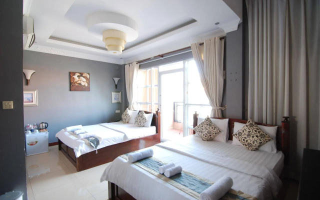 Pillar Hotel