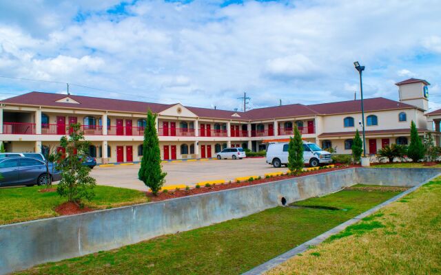 Scottish Inn & Suites