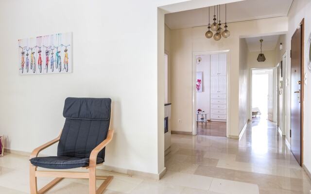 Flat & Roof Garden-Heart of Historic Athens