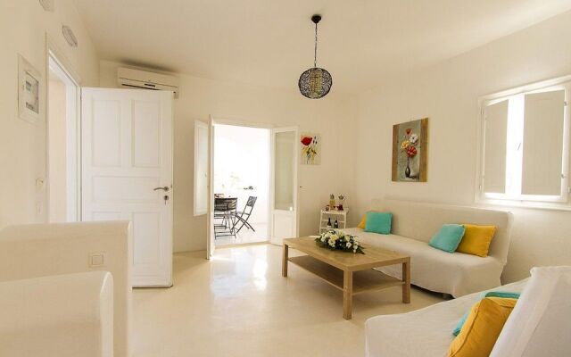 Sea Sound - White Katikies Luxury Hotel
