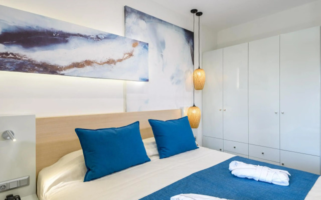 Marinos Beach Hotel