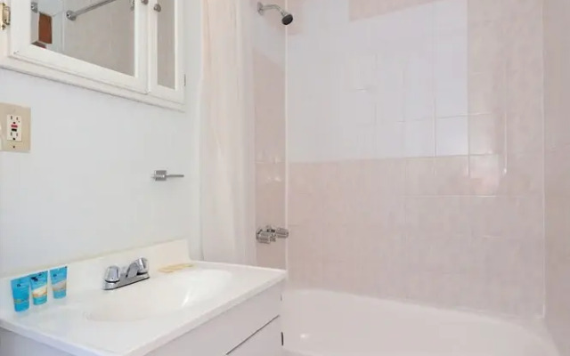 104 West 83Rd Street #2A 159 - 1 Br Apts