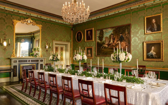 The Shelbourne, Autograph Collection
