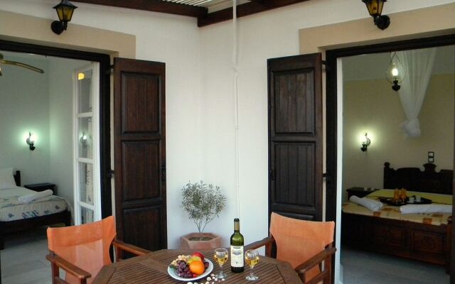 Faros Villa small hotel & restaurant